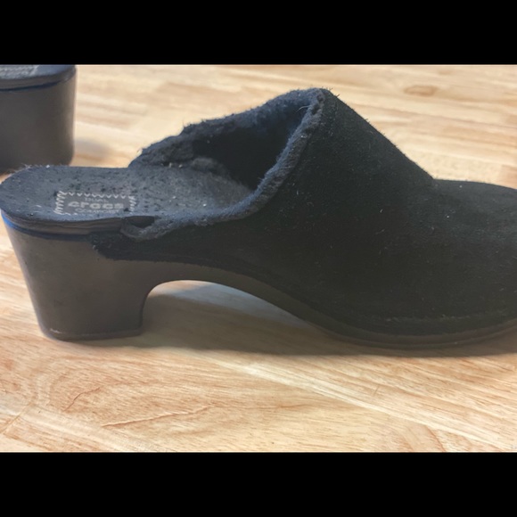 CROCS-lined clog, worn a few times. - Picture 3 of 4